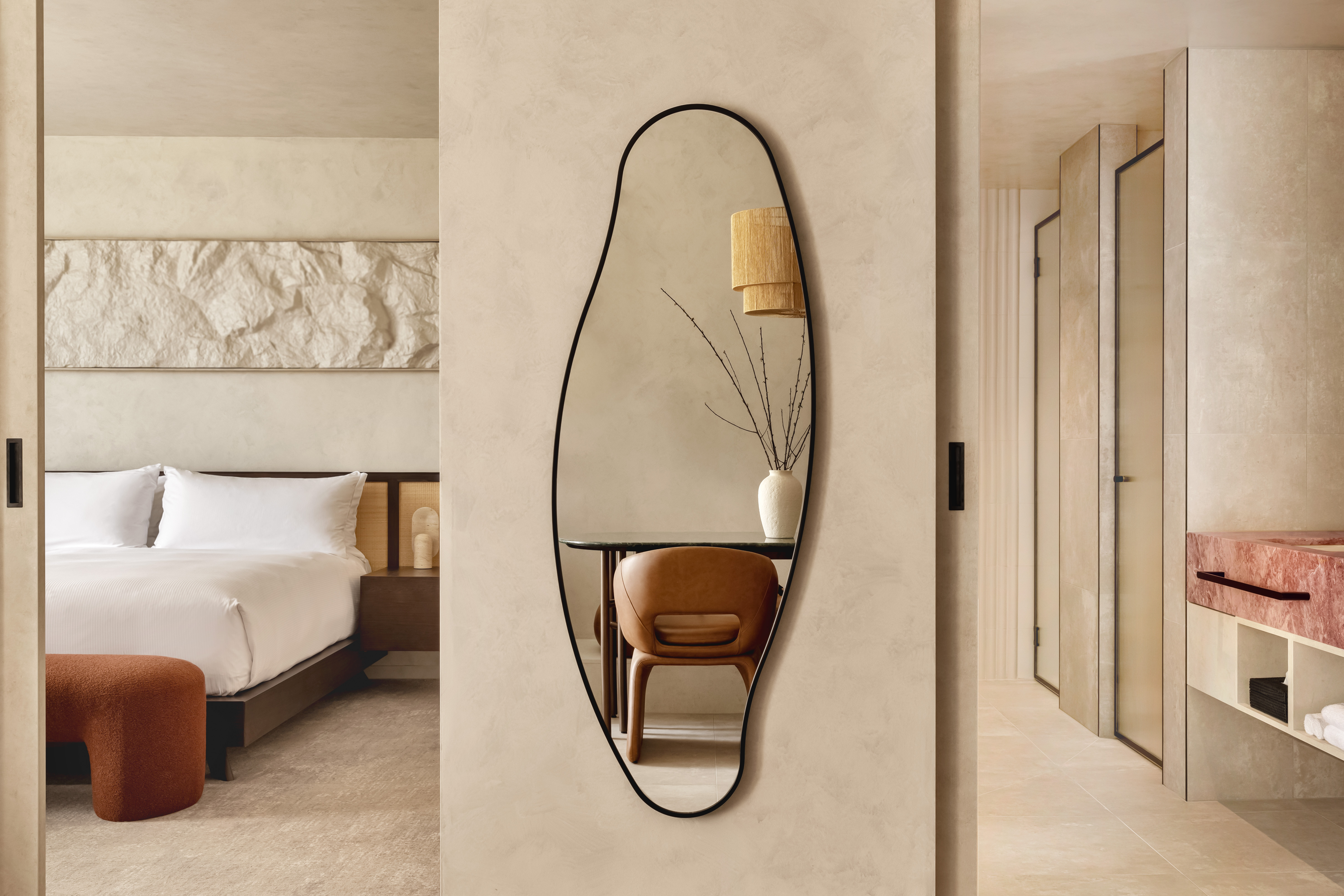 Bedroom and bathroom detail